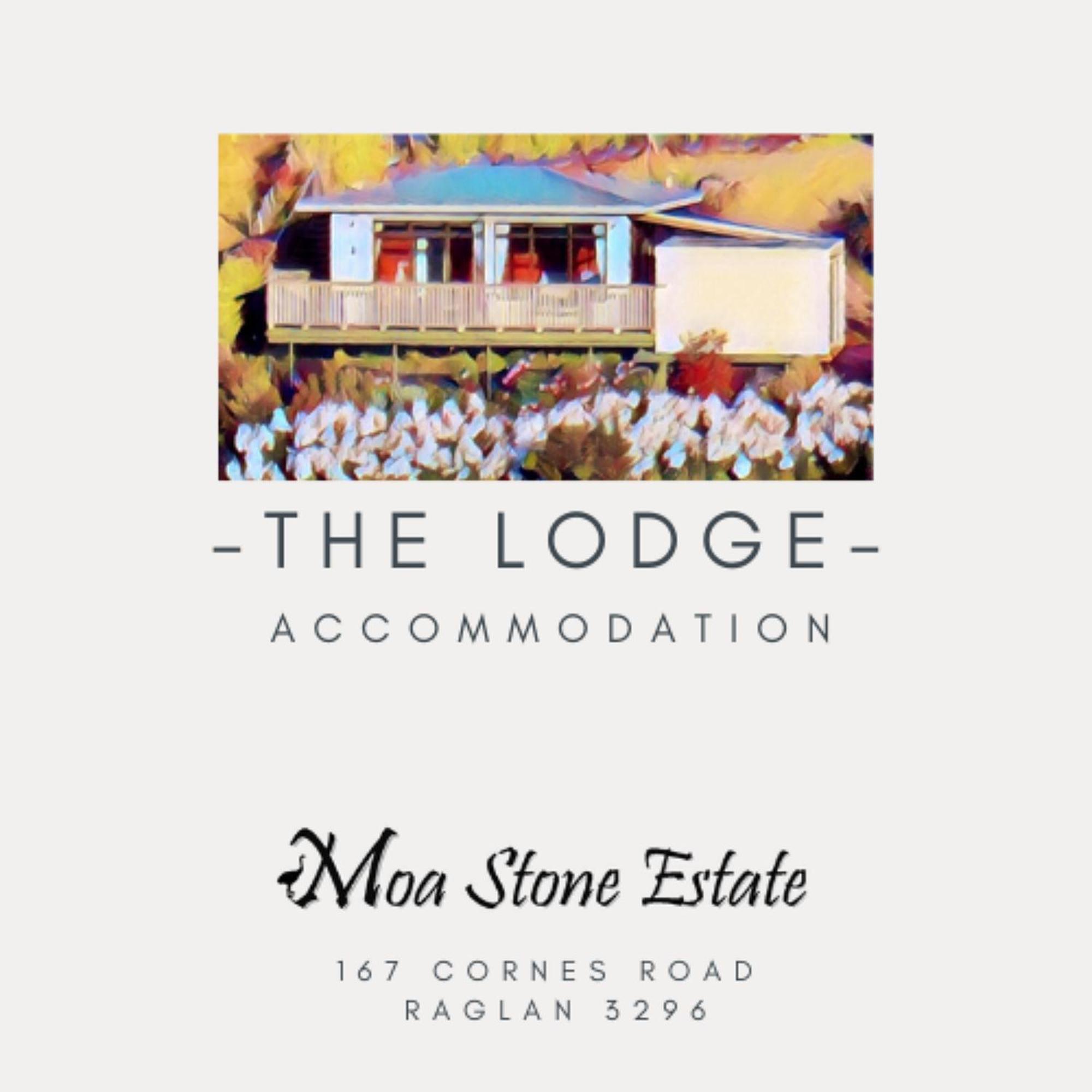 Raglan's Tranquil Garden Retreat - Moa Stone *