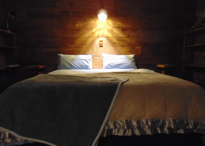 Raglan\'S Tranquil Garden Retreat - Moa Stone Lodge