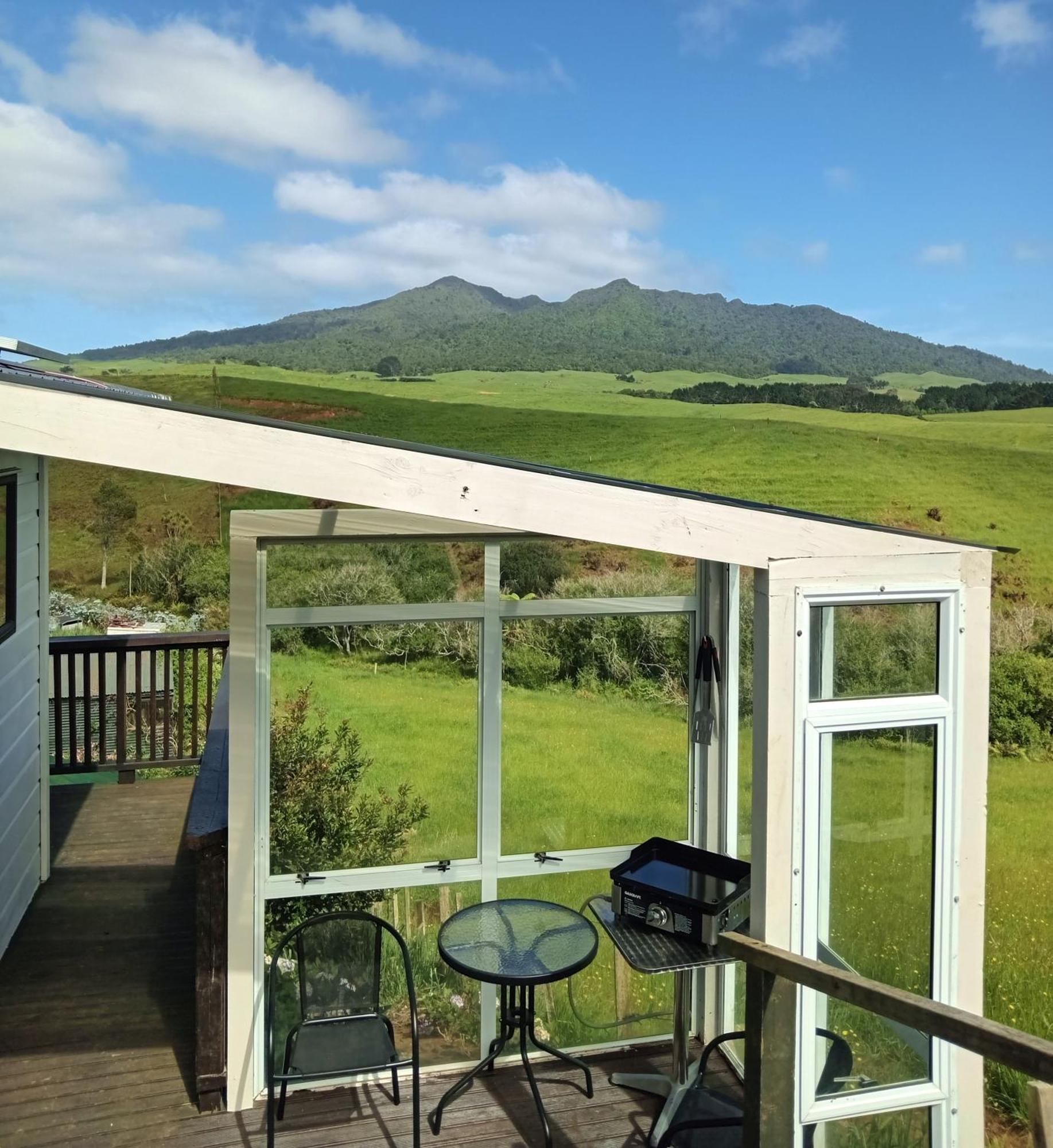 Raglan's Tranquil Garden Retreat - Moa Stone *